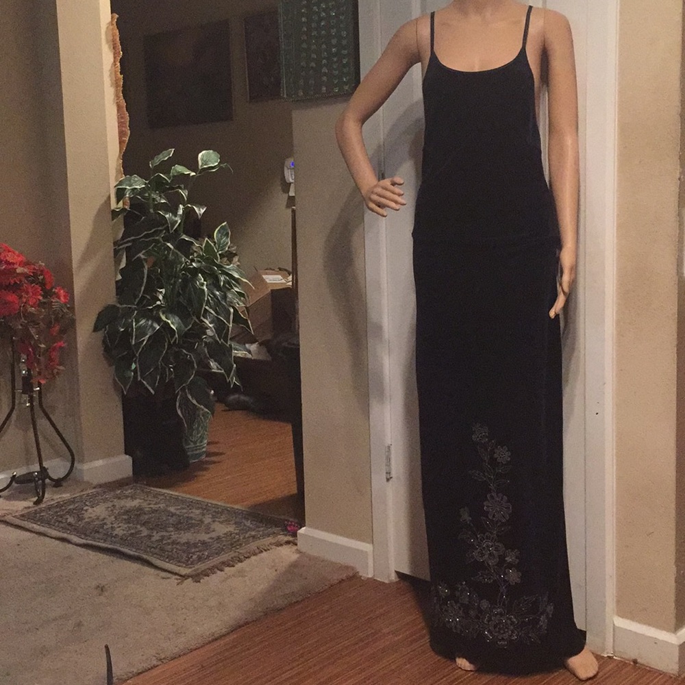 Velvet maxi dress - Picture 2 of 10
